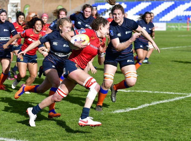 Spain drive forward